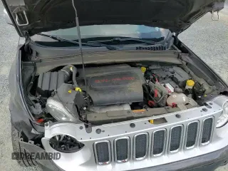 ✅ 2018 Jeep Renegade Limited • VIN: ZACCJADB9JPG68712 • Lot: 66871355. Wystawiony na Copart z przebiegiem 77 674 mil. Bezpłatny archiwum sprzedaży aukcyjnych z USA i szczegółowy raport historii pojazdu na DreamBid. Zdjęcie 14.