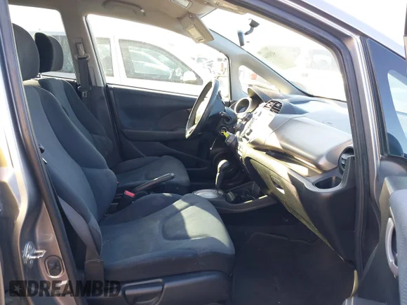 ✅ 2009 Honda Fit Sport • VIN: JHMGE88489S068522 • Lot: 41510164. Wystawiony na IAAI z przebiegiem 178 620 mil. Bezpłatny archiwum sprzedaży aukcyjnych z USA i szczegółowy raport historii pojazdu na DreamBid. Zdjęcie 5.