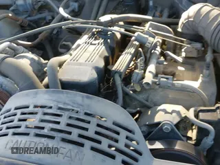 ✅ 1995 Jeep Grand Cherokee Laredo • VIN: 1J4GZ58S1SC755029 • Lot: 43264121. Wystawiony na IAAI z przebiegiem 186 395 mil. Bezpłatny archiwum sprzedaży aukcyjnych z USA i szczegółowy raport historii pojazdu na DreamBid. Zdjęcie 12.