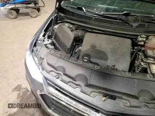 ✅ 2020 Chevrolet Traverse LS • VIN: 1GNERFKWXLJ303518 • Lot: 90496695. Wystawiony na Copart z przebiegiem 92 771 mil. Bezpłatny archiwum sprzedaży aukcyjnych z USA i szczegółowy raport historii pojazdu na DreamBid. Zdjęcie 17.