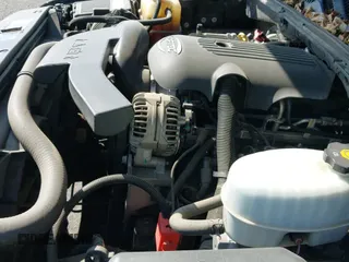 ✅ 2006 Chevrolet Tahoe LS • VIN: 1GNEC13Z96R163755 • Lot: 43302316. Wystawiony na IAAI z przebiegiem 366 507 mil. Bezpłatny archiwum sprzedaży aukcyjnych z USA i szczegółowy raport historii pojazdu na DreamBid. Zdjęcie 16.