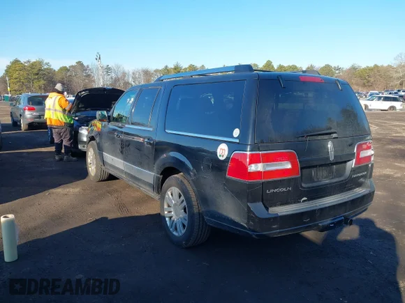 ✅ 2014 Lincoln Navigator • VIN: 5LMJJ3J52EEL04995 • Lot: 44115103. Listed on IAAI with 227,899 mi. Free auction sales archive from the USA and detailed vehicle history report at DreamBid. Image 3.
