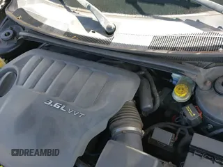 ✅ 2012 Chrysler 200 Limited • VIN: 1C3CCBCG2CN222043 • Лот: 42655882. Опубликован ранее на IAAI с пробегом 151 046 миль. Бесплатный доступ к архиву аукционных продаж из США и подробный отчёт об истории автомобиля на DreamBid. Изображение 13.