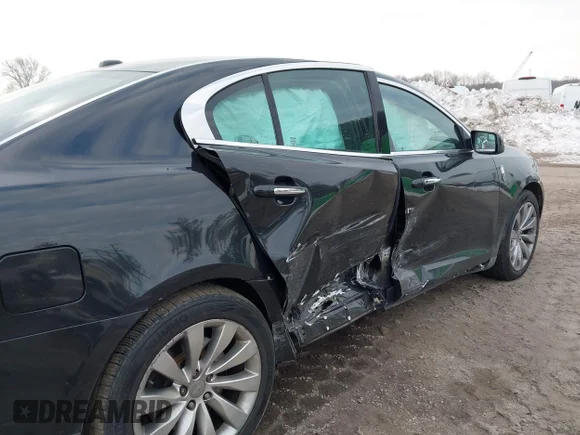 ✅ 2013 Lincoln MKS • VIN: 1LNHL9EK7DG615274 • Lot: 44307520. Wystawiony na IAAI z przebiegiem 169 825 mil. Bezpłatny archiwum sprzedaży aukcyjnych z USA i szczegółowy raport historii pojazdu na DreamBid. Zdjęcie 6.