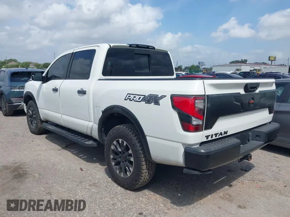✅ 2021 Nissan Titan SV • VIN: 1N6AA1ED8MN524473 • Lot: 44895441. Wystawiony na IAAI z przebiegiem 44 090 mil. Bezpłatny archiwum sprzedaży aukcyjnych z USA i szczegółowy raport historii pojazdu na DreamBid. Zdjęcie 3.