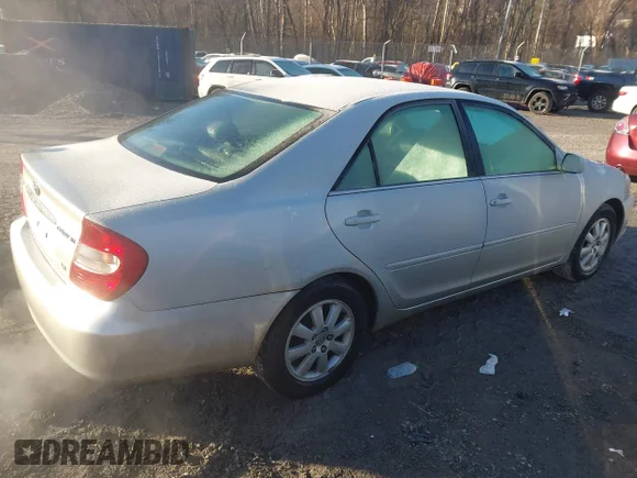 ✅ 2004 Toyota Camry XLE • VIN: 4T1BF30K64U066797 • Lot: 44392250. Wystawiony na IAAI z przebiegiem 214 361 mil. Bezpłatny archiwum sprzedaży aukcyjnych z USA i szczegółowy raport historii pojazdu na DreamBid. Zdjęcie 4.