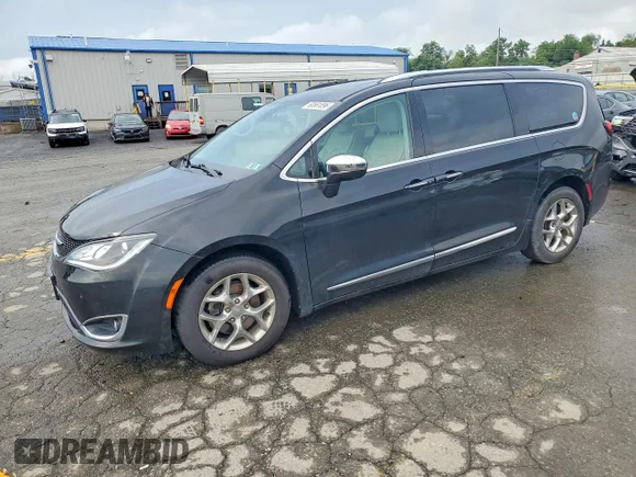 ✅ 2018 Chrysler Pacifica Limited • VIN: 2C4RC1GG2JR330768 • Lot: 60581896. Wystawiony na Copart z przebiegiem 81 476 mil. Bezpłatny archiwum sprzedaży aukcyjnych z USA i szczegółowy raport historii pojazdu na DreamBid. Zdjęcie 1.