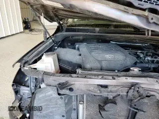 ✅ 2020 Toyota Tundra SR5 • VIN: 5TFEY5F1XLX270456 • Лот: 84868525. Опубликован ранее на Copart с пробегом 127 857 миль. Бесплатный доступ к архиву аукционных продаж из США и подробный отчёт об истории автомобиля на DreamBid. Изображение 13.