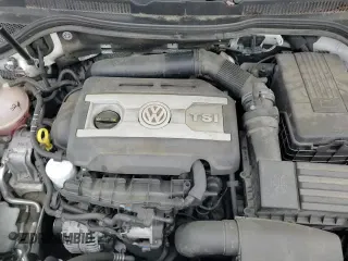 ✅ 2015 Volkswagen CC R-Line • VIN: WVWBN7AN8FE822778 • Lot: 85030974. Listed on Copart with 61,681 mi. Free auction sales archive from the USA and detailed vehicle history report at DreamBid. Image 14.