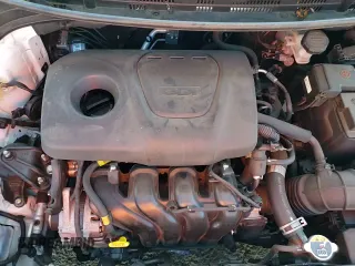 ✅ 2018 Kia Rio S • VIN: 3KPA25AB5JE086264 • Lot: 65571975. Wystawiony na Copart z przebiegiem 59 769 mil. Bezpłatny archiwum sprzedaży aukcyjnych z USA i szczegółowy raport historii pojazdu na DreamBid. Zdjęcie 13.