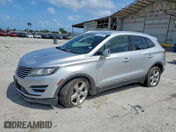 ✅ 2017 Lincoln MKC Premiere • VIN: 5LMCJ1C96HUL33844 • Лот: 50054996. Опубліковано раніше на Copart з пробігом 135 330 миль. Безкоштовний доступ до архіву аукціонних продажів зі США та докладний звіт про історію автомобіля на DreamBid. Зображення 1.