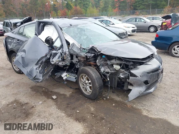 ✅ 2016 Toyota Prius Two • VIN: JTDKBRFU6G3002281 • Lot: 43380753. Wystawiony na IAAI z przebiegiem 164 096 mil. Bezpłatny archiwum sprzedaży aukcyjnych z USA i szczegółowy raport historii pojazdu na DreamBid. Zdjęcie 1.