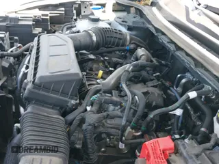 ✅ 2024 Ford Escape ST-Line • VIN: 1FMCU9MN1RUB32553 • Lot: 42800529. Wystawiony na IAAI z przebiegiem 29 437 mil. Bezpłatny archiwum sprzedaży aukcyjnych z USA i szczegółowy raport historii pojazdu na DreamBid. Zdjęcie 19.