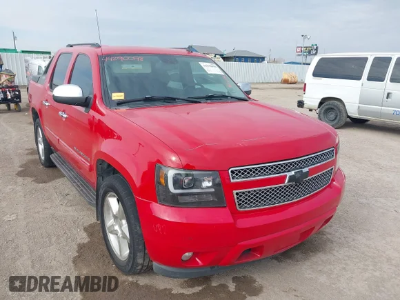✅ 2008 Chevrolet Avalanche LTZ • VIN: 3GNEC12J18G105279 • Lot: 44290098. Wystawiony na IAAI z przebiegiem 175 008 mil. Bezpłatny archiwum sprzedaży aukcyjnych z USA i szczegółowy raport historii pojazdu na DreamBid. Zdjęcie 1.
