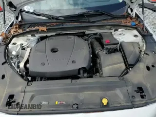 ✅ 2021 Volvo V90 • VIN: YV4A22NLXM1141135 • Lot: 68441115. Wystawiony na Copart z przebiegiem 50 044 mil. Bezpłatny archiwum sprzedaży aukcyjnych z USA i szczegółowy raport historii pojazdu na DreamBid. Zdjęcie 17.