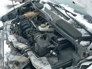 ✅ 2018 Ford Transit Connect XLT • VIN: NM0LS7F74J1366492 • Lot: 41476021. Wystawiony na IAAI z przebiegiem 165 125 mil. Bezpłatny archiwum sprzedaży aukcyjnych z USA i szczegółowy raport historii pojazdu na DreamBid. Zdjęcie 19.