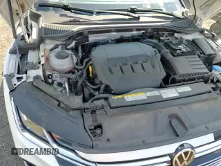 ✅ 2021 Volkswagen Arteon SEL R-Line • VIN: WVWSR7ANXME013493 • Lot: 66457705. Listed on Copart with 82,218 mi. Free auction sales archive from the USA and detailed vehicle history report at DreamBid. Image 13.