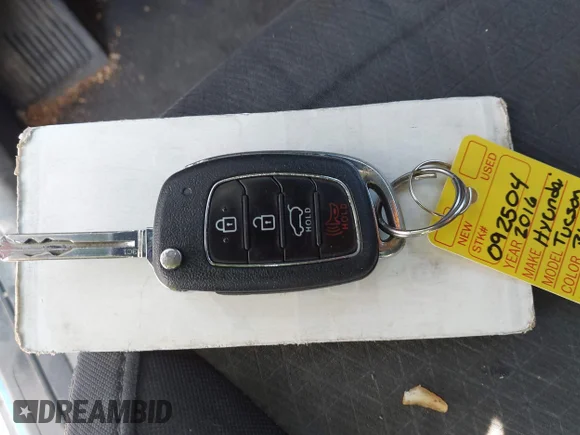 ✅ 2016 Hyundai Tucson SE • VIN: KM8J3CA46GU092504 • Lot: 44524000. Wystawiony na IAAI z przebiegiem 123 393 mil. Bezpłatny archiwum sprzedaży aukcyjnych z USA i szczegółowy raport historii pojazdu na DreamBid. Zdjęcie 11.