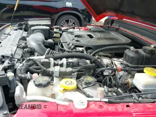 ✅ 2019 Jeep Wrangler Unlimited Sport S • VIN: 1C4HJXDN5KW634726 • Lot: 43229188. Wystawiony na IAAI z przebiegiem 98 032 mil. Bezpłatny archiwum sprzedaży aukcyjnych z USA i szczegółowy raport historii pojazdu na DreamBid. Zdjęcie 19.