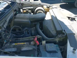 ✅ 2003 Ford F-150 XL • VIN: 1FTRX17W53NB22038 • Lot: 42630948. Listed on IAAI with 1,556,035 mi. Free auction sales archive from the USA and detailed vehicle history report at DreamBid. Image 14.