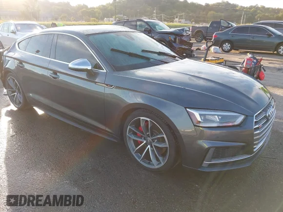 ✅ 2018 Audi S5 Sportback Premium Plus • VIN: WAUB4CF5XJA116851 • Lot: 43479723. Wystawiony na IAAI z przebiegiem 74 569 mil. Bezpłatny archiwum sprzedaży aukcyjnych z USA i szczegółowy raport historii pojazdu na DreamBid. Zdjęcie 1.