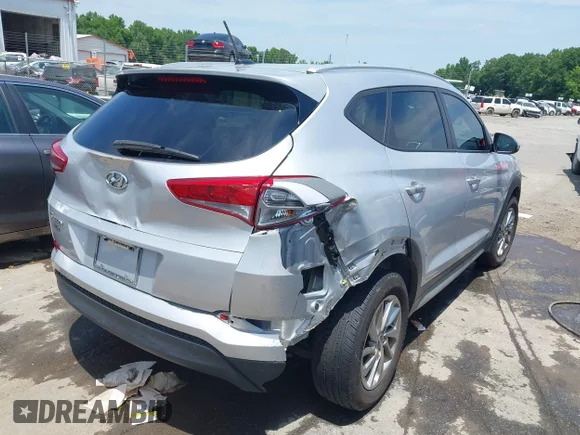 ✅ 2017 Hyundai Tucson SE • VIN: KM8J33A46HU455983 • Lot: 45219123. Wystawiony na IAAI z przebiegiem 27 990 mil. Bezpłatny archiwum sprzedaży aukcyjnych z USA i szczegółowy raport historii pojazdu na DreamBid. Zdjęcie 4.