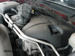 2009 Dodge 1500 SLT z VIN 1D3HB13T69S710960, wystawiony jako IAAI lot #41474540 z przebiegiem 285 417 mil mil oraz . Historia ofert i sprzedaży dostępna na DreamBid. Obrazek 20.