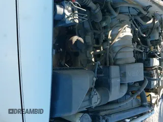 ✅ 2002 Toyota Tundra Limited • VIN: 5TBBT48172S248940 • Lot: 41479404. Wystawiony na IAAI z przebiegiem 308 918 mil. Bezpłatny archiwum sprzedaży aukcyjnych z USA i szczegółowy raport historii pojazdu na DreamBid. Zdjęcie 13.