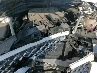 ✅ 2024 Genesis GV70 2.5T • VIN: 5NMMADTB1RH015056 • Лот: 83788585. Опубликован ранее на Copart с пробегом 12 070 миль. Бесплатный доступ к архиву аукционных продаж из США и подробный отчёт об истории автомобиля на DreamBid. Изображение 14.