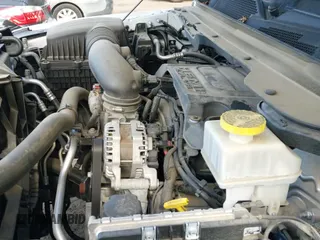 2021 Ram 1500 Tradesman z VIN 1C6SRFCT6MN817223, wystawiony jako IAAI lot #43365461 z przebiegiem 29 074 mil mil oraz . Historia ofert i sprzedaży dostępna na DreamBid. Obrazek 13.