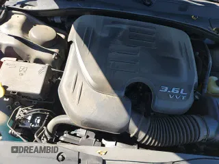 ✅ 2018 Dodge Charger SXT • VIN: 2C3CDXBG3JH318684 • Лот: 87280125. Опубликован ранее на Copart с пробегом 92 713 миль. Бесплатный доступ к архиву аукционных продаж из США и подробный отчёт об истории автомобиля на DreamBid. Изображение 16.