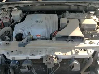 ✅ 2017 Toyota Highlander Hybrid Limited • VIN: 5TDDGRFH2HS032391 • Lot: 84014935. Wystawiony na Copart z przebiegiem 137 035 mil. Bezpłatny archiwum sprzedaży aukcyjnych z USA i szczegółowy raport historii pojazdu na DreamBid. Zdjęcie 14.