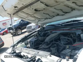 ✅ 2019 Toyota Tacoma SR • VIN: 5TFRX5GN9KX148417 • Lot: 42776682. Listed on IAAI with 103,760 mi. Free auction sales archive from the USA and detailed vehicle history report at DreamBid. Image 19.