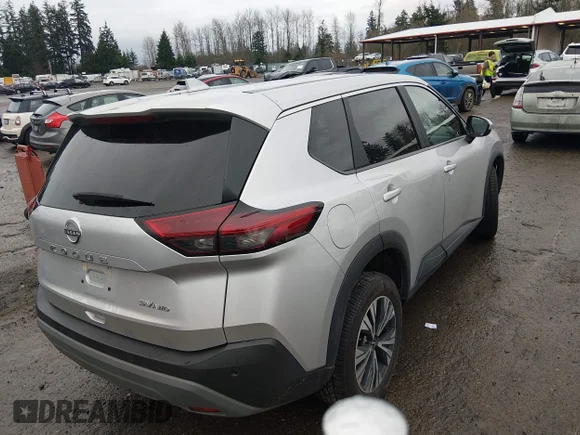 ✅ 2023 Nissan Rogue SV • VIN: 5N1BT3BB3PC947361 • Lot: 44161555. Wystawiony na IAAI z przebiegiem 41 289 mil. Bezpłatny archiwum sprzedaży aukcyjnych z USA i szczegółowy raport historii pojazdu na DreamBid. Zdjęcie 4.
