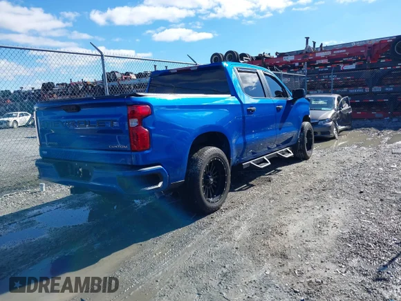 ✅ 2023 Chevrolet Silverado 1500 Custom • VIN: 3GCPABEK5PG213632 • Lot: 44244384. Wystawiony na IAAI z przebiegiem 90 000 mil. Bezpłatny archiwum sprzedaży aukcyjnych z USA i szczegółowy raport historii pojazdu na DreamBid. Zdjęcie 4.