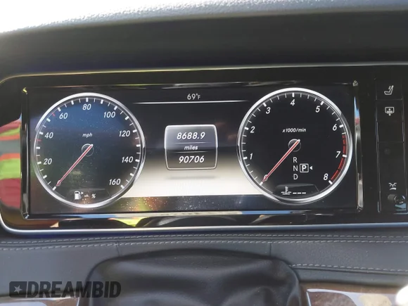 ✅ 2014 Mercedes-Benz S 550 • VIN: WDDUG8FB3EA049768 • Lot: 43462898. Listed on IAAI with 90,706 mi. Free auction sales archive from the USA and detailed vehicle history report at DreamBid. Image 7.