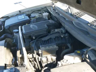 ✅ 2007 GMC Envoy SLT • VIN: 1GKDT13S372124911 • Lot: 41586121. Wystawiony na IAAI z przebiegiem 200 680 mil. Bezpłatny archiwum sprzedaży aukcyjnych z USA i szczegółowy raport historii pojazdu na DreamBid. Zdjęcie 12.