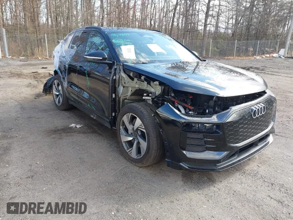 ✅ 2025 Audi Q6 e-tron Premium Plus • VIN: WA124BGF5SA074461 • Lot: 44672202. Listed on IAAI with Not provided. Free auction sales archive from the USA and detailed vehicle history report at DreamBid. Image 1.