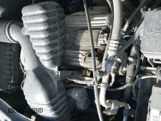 ✅ 2006 Saturn VUE • VIN: 5GZCZ33D76S834426 • Lot: 41994762. Wystawiony na IAAI z przebiegiem 155 382 mil. Bezpłatny archiwum sprzedaży aukcyjnych z USA i szczegółowy raport historii pojazdu na DreamBid. Zdjęcie 19.