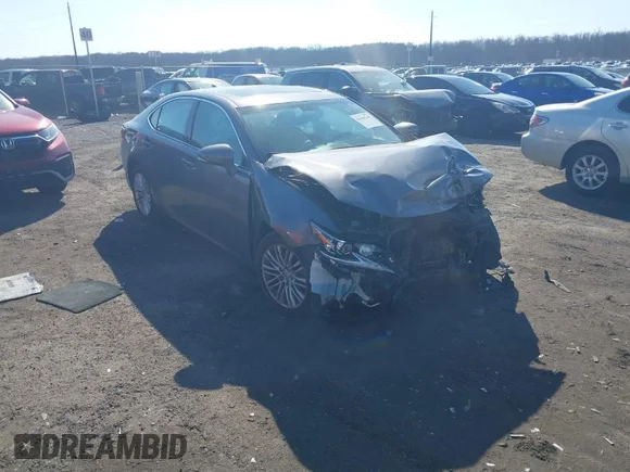 ✅ 2016 Lexus ES 330 • VIN: 58ABK1GG8GU013954 • Lot: 41668366. Listed on IAAI with 102,273 mi. Free auction sales archive from the USA and detailed vehicle history report at DreamBid. Image 1.