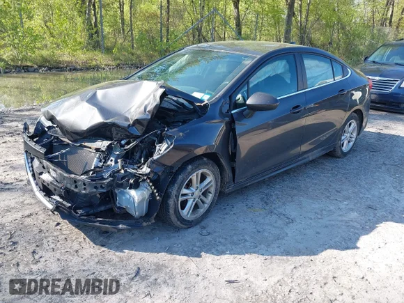 ✅ 2016 Chevrolet Cruze LT • VIN: 1G1BD5SM3G7283773 • Lot: 42232562. Wystawiony na IAAI z przebiegiem 101 062 mil. Bezpłatny archiwum sprzedaży aukcyjnych z USA i szczegółowy raport historii pojazdu na DreamBid. Zdjęcie 2.