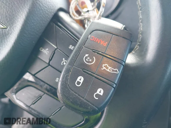 ✅ 2017 Chrysler 300 S • VIN: 2C3CCAGG5HH612851 • Лот: 44369947. Опубліковано раніше на IAAI з пробігом 82 042 миль. Безкоштовний доступ до архіву аукціонних продажів зі США та докладний звіт про історію автомобіля на DreamBid. Зображення 11.