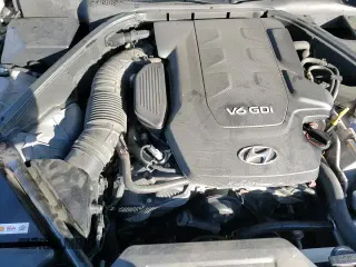 2015 Hyundai Genesis 3.8L z VIN KMHGN4JE8FU070277, wystawiony jako Copart lot #87074754 z przebiegiem 149 148 mil mil oraz Czysty tytuł • Clean title. Historia ofert i sprzedaży dostępna na DreamBid. Obrazek 13.