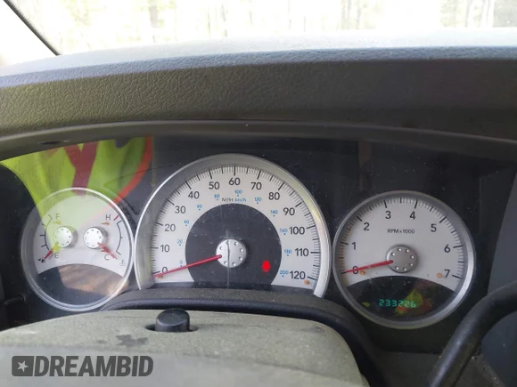 ✅ 2005 Dodge Durango SLT • VIN: 1D4HB48D55F590389 • Лот: 41985742. Опубликован ранее на IAAI с пробегом 233 226 миль. Бесплатный доступ к архиву аукционных продаж из США и подробный отчёт об истории автомобиля на DreamBid. Изображение 7.