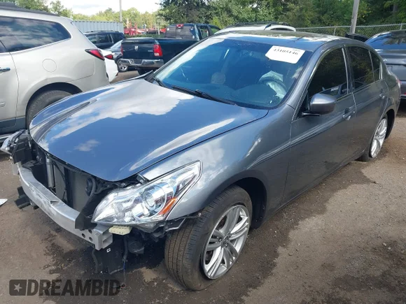 ✅ 2015 Infiniti Q40 • VIN: JN1CV6AR9FM650948 • Lot: 43105146. Wystawiony na IAAI z przebiegiem 71 308 mil. Bezpłatny archiwum sprzedaży aukcyjnych z USA i szczegółowy raport historii pojazdu na DreamBid. Zdjęcie 2.