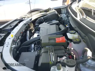 2025 Chevrolet Equinox FWD LT с VIN 3GNAXHEG3SL266596, выставлен на аукционе IAAI как лот 41929925 с пробегом 2 941 миль миль и . История ставок и продаж доступна на DreamBid. Изображение 19.