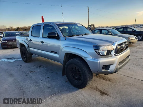 ✅ 2015 Toyota Tacoma PreRunner • VIN: 5TFJX4GN8FX041582 • Lot: 74158025. Wystawiony na Copart z przebiegiem 119 174 mil. Bezpłatny archiwum sprzedaży aukcyjnych z USA i szczegółowy raport historii pojazdu na DreamBid. Zdjęcie 4.
