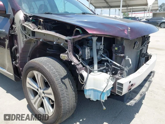 ✅ 2013 Toyota Highlander Limited • VIN: 5TDDK3EH5DS278777 • Лот: 45253500. Опубліковано раніше на IAAI з пробігом 102 700 миль. Безкоштовний доступ до архіву аукціонних продажів зі США та докладний звіт про історію автомобіля на DreamBid. Зображення 6.