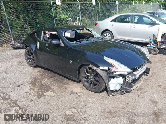 ✅ 2017 Nissan 370Z • VIN: JN1AZ4EH6HM952489 • Lot: 42987250. Wystawiony na IAAI z przebiegiem 47 060 mil. Bezpłatny archiwum sprzedaży aukcyjnych z USA i szczegółowy raport historii pojazdu na DreamBid. Zdjęcie 1.