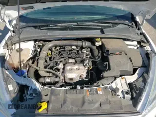 ✅ 2017 Ford Focus SE • VIN: 1FADP3FEXHL219923 • Lot: 87029485. Wystawiony na Copart z przebiegiem 71 977 mil. Bezpłatny archiwum sprzedaży aukcyjnych z USA i szczegółowy raport historii pojazdu na DreamBid. Zdjęcie 13.